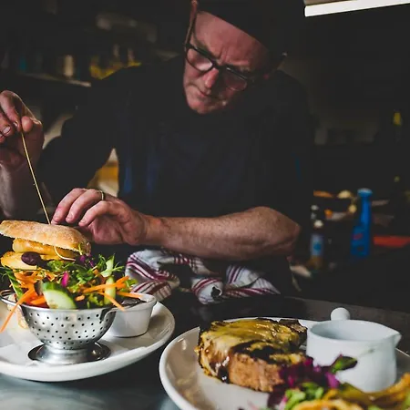 Moors Appleton le Moors